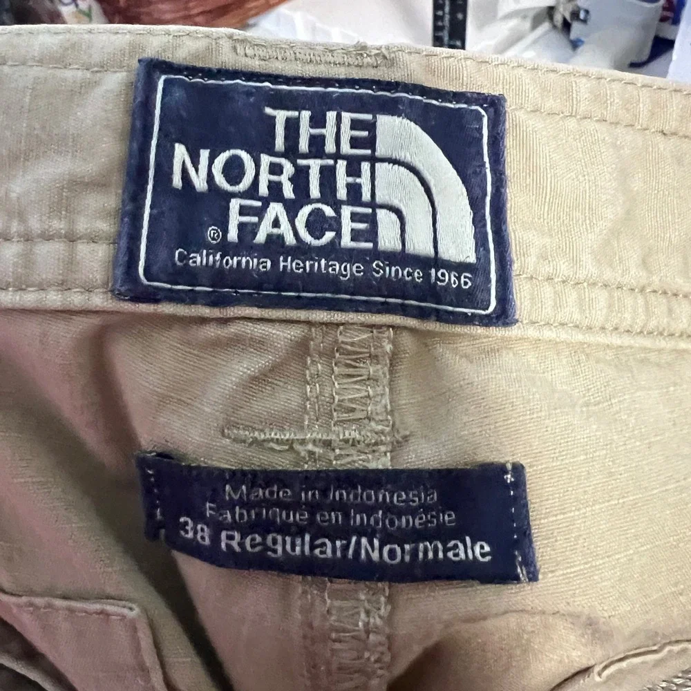 The North Face Mens Ripstop Cargo‎ Shorts Khaki Tan Hiking Outdoor Size 38